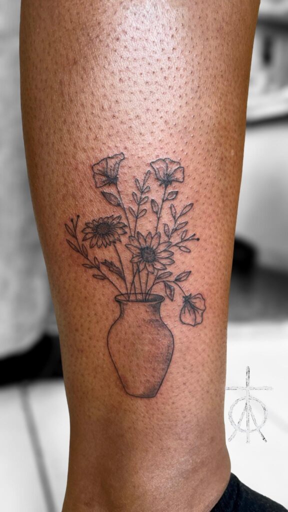 Fine Line Tattoo, Floral Tattoo, Feminine Tattoo