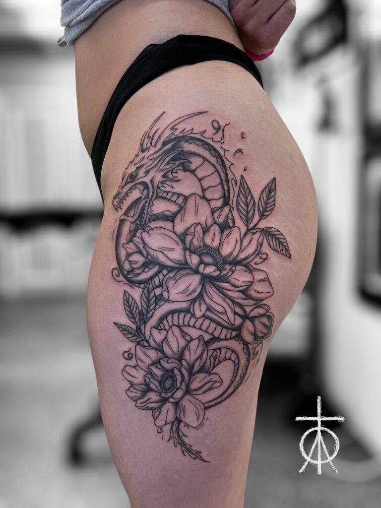 Dragon Tattoo, Floral Tattoo, Feminine Tattoo by Claudia Fedorovici, Tattoo artists Amsterdam