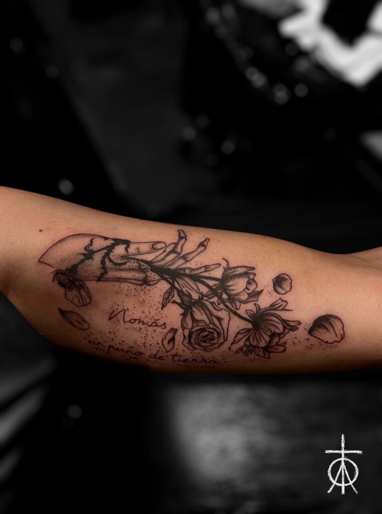 Memento Mori Tattoo, The Best Floral Tattoo, Blackwork Tattoo, Lettering Tattoo