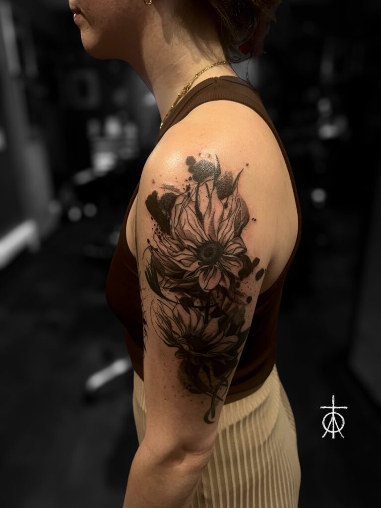 The Best Abstract Blackwork Floral Tattoo by Claudia Fedorovici