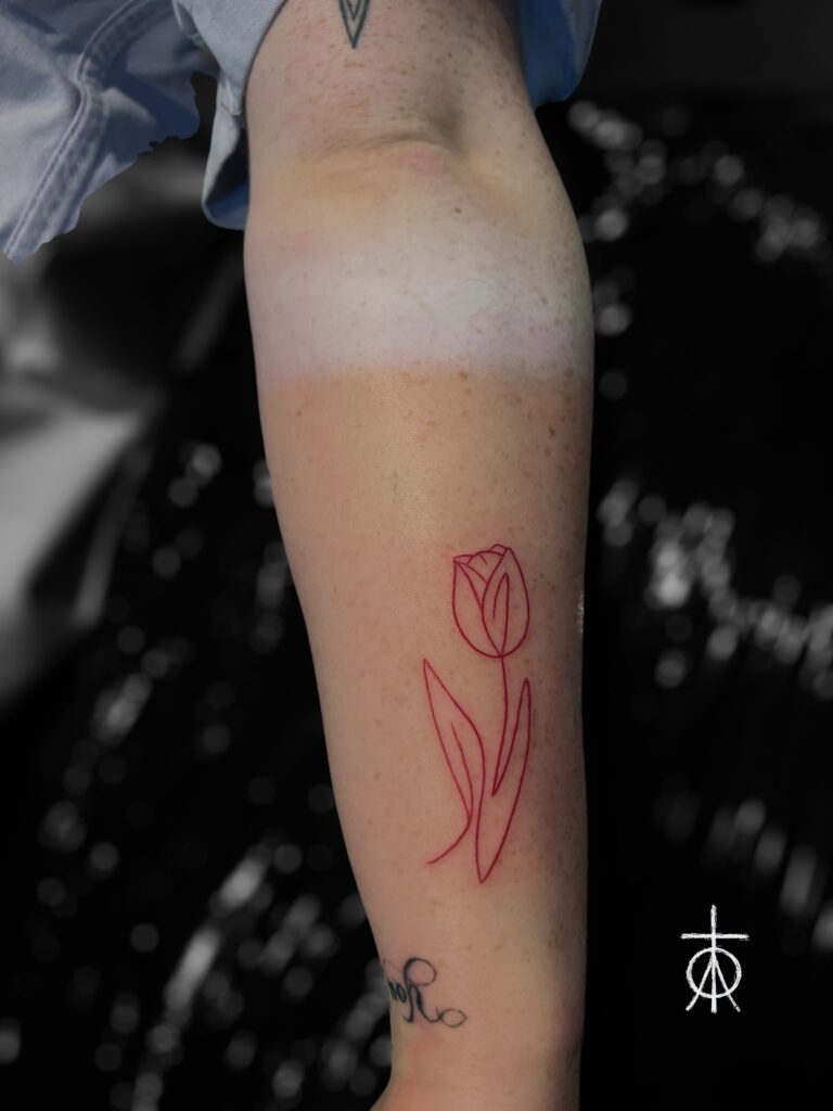 Amsterdam Tattoo, Tulip Tattoo, Fine Line Tattoo