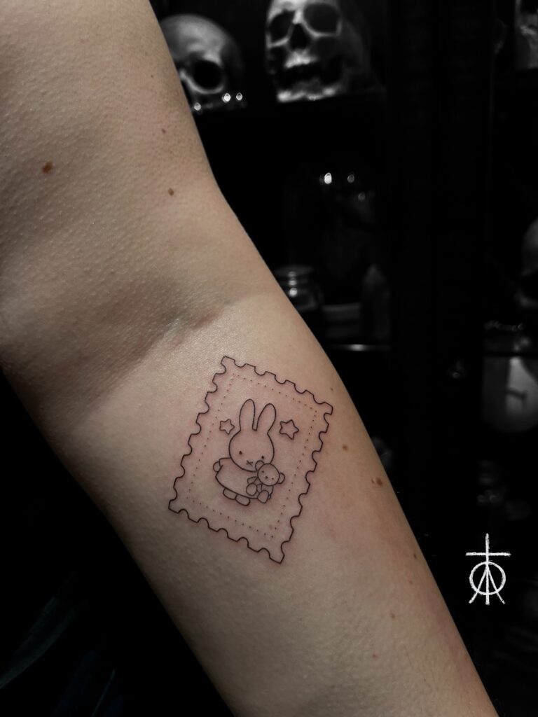 Myffi Tattoo, Nijntje Tattoo, The Best Fine Line Tattoo Artist, Claudia Fedorovici at Tempest Tattoo Studio